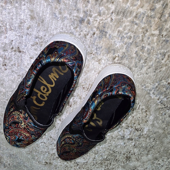 Womens Multicolor Slip-On Shoes - Picture 5 of 8